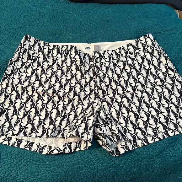 Size 12 bottom bundle - Picture 2 of 3